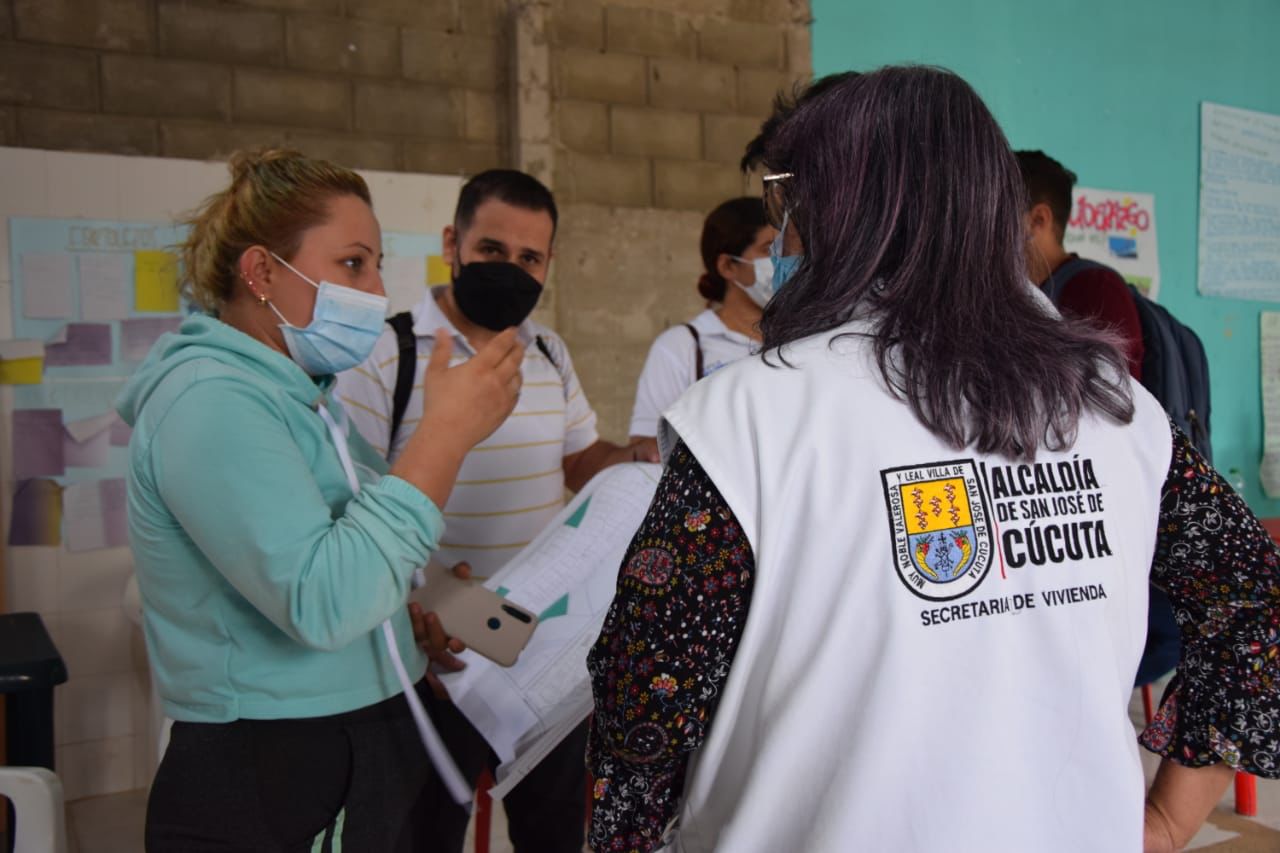 ALCALDÍA BUSCA LEGALIZAR 403 PREDIOS EN MANUELA BELTRÁN »