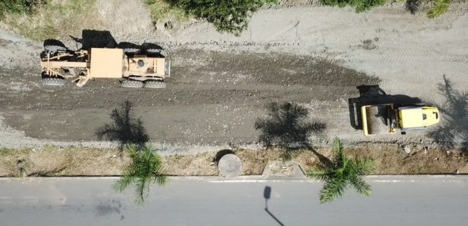 Alcaldía construye carril de desaceleración afuera del parque recreativo y cultural La Carbonera