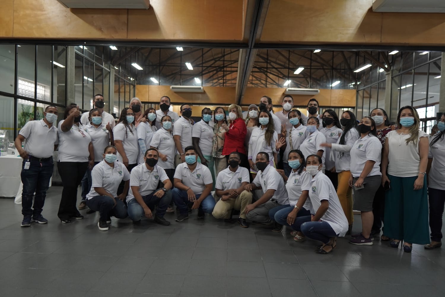 Así fue la entrega oficial de insumos a ganadores del Fondo Valle INN