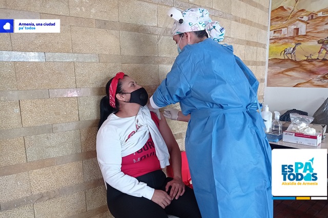 Hoy, vacunación COVID-19 en IBG, Calima y Portal del Quindío