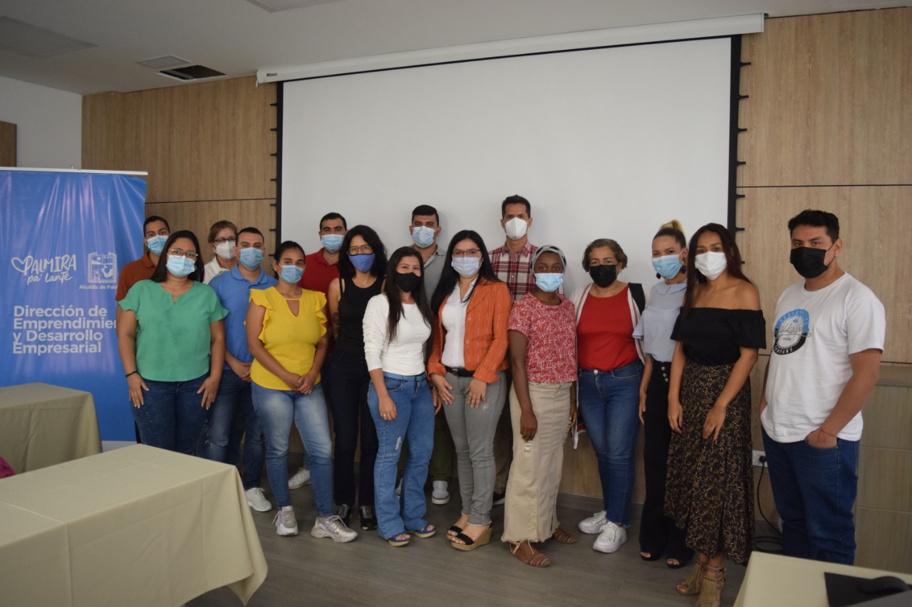 Alcaldía de Palmira realizó la primera capacitación sobre SECOP II a mujeres empresarias