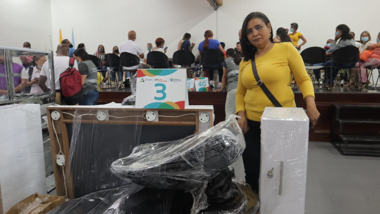 La Alcaldía de Palmira y la Gobernación del Valle realizaron la segunda entrega de insumos, equipos y maquinaria del Fondo Valle INN