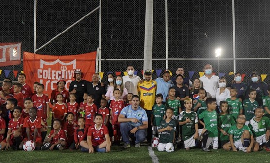 Las barras de fútbol de Palmira se unen para enviar un mensaje de paz dentro y fuera de las canchas