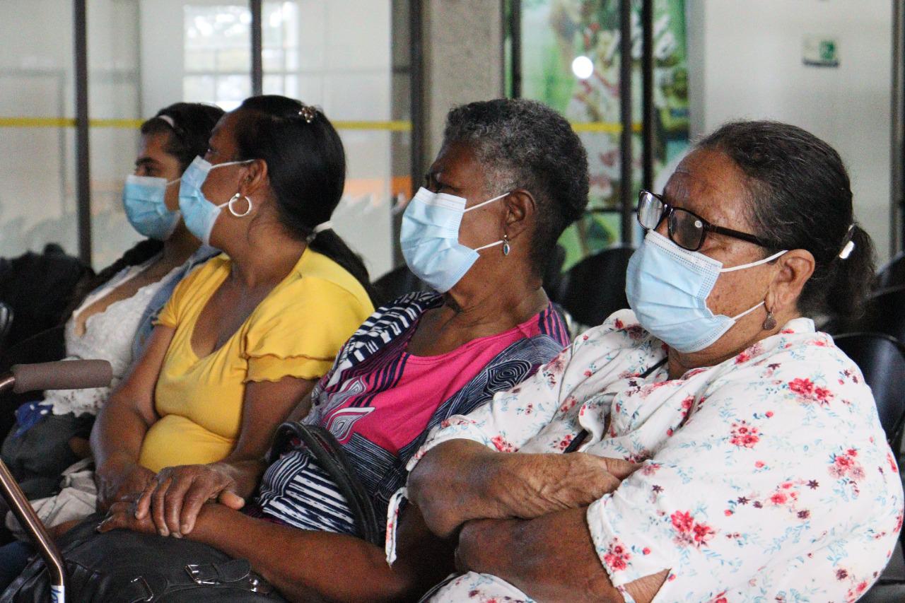 Secretaría de Salud realizó conferencias sobre el cuidado, los derechos y la salud de las mujeres