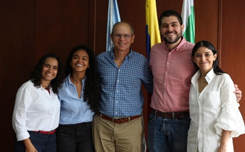 Banco Interamericano de Desarrollo (BID) visitó la Alcaldía de Palmira para continuar el proceso del programa Palmipilos