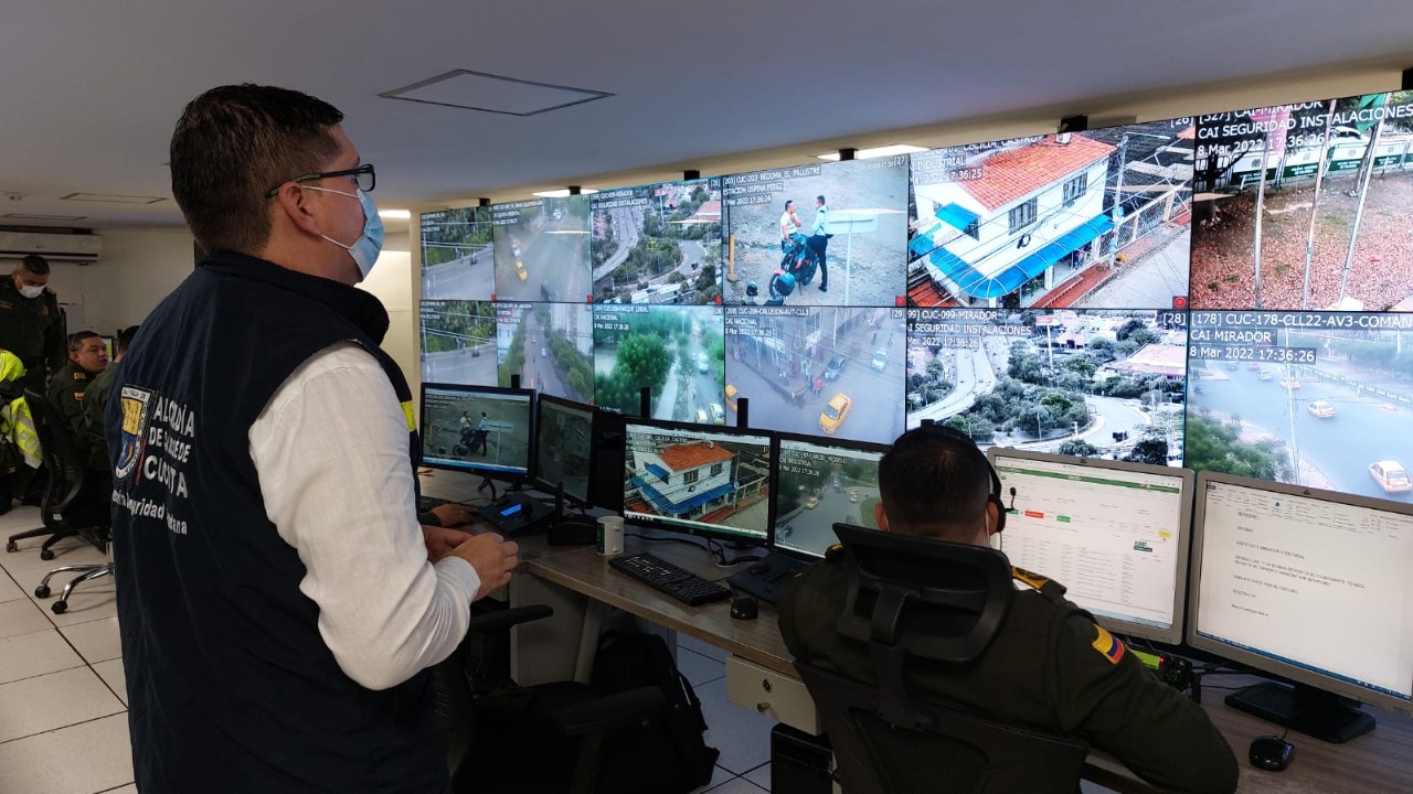 CÁMARAS DE SEGURIDAD HAN AYUDADO A REDUCIRLOS DELITOS EN CÚCUTA EN EL 2022 »