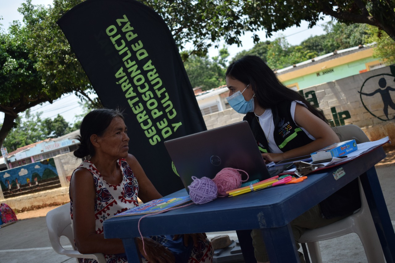 LAS VÍCTIMAS DEL DESLIZAMIENTO DE LA ERMITA RECIBIERON ATENCIÓN PSICOSOCIAL »