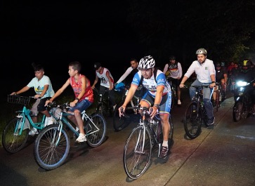 Más de 100 palmiranos disfrutaron del Gran Ciclopaseo Nocturno ¡Palmira Enciende la Luz! en Tablones