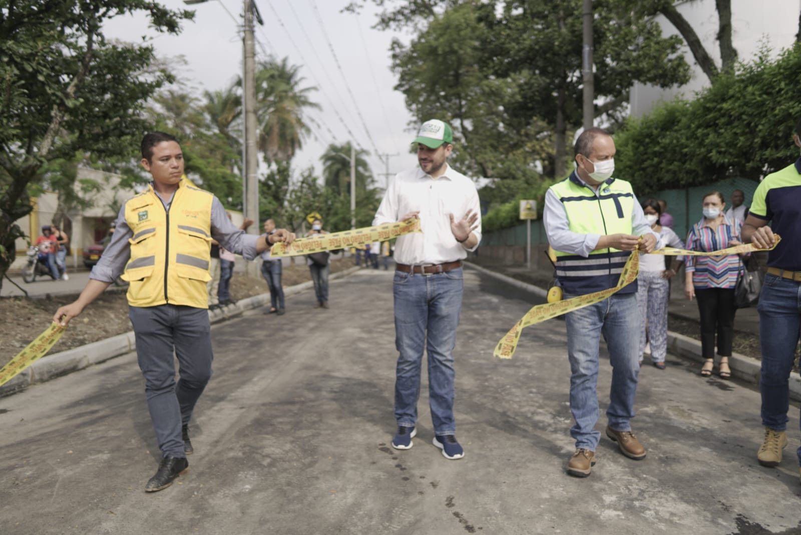 Alcaldía y Colombates habilitan importante paso vial en la ciudad