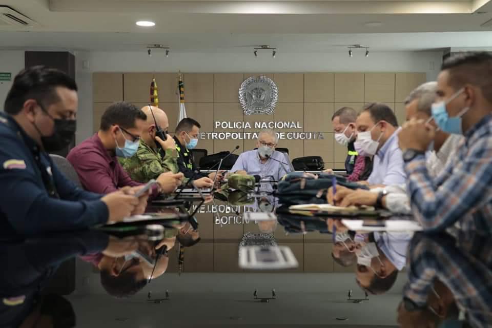GARANTIZAREMOS LA TRANQUILIDAD Y LA SEGURIDAD EN ESTA JORNADA ELECTORAL, CON EL ACOMPAÑAMIENTO DEL EJÉRCITO Y LA POLICÍA NACIONAL: ALCALDE JAIRO YÁÑEZ »