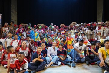Más de 400 estudiantes disfrutaron el concurso de danza afrocolombiana de las instituciones educativas