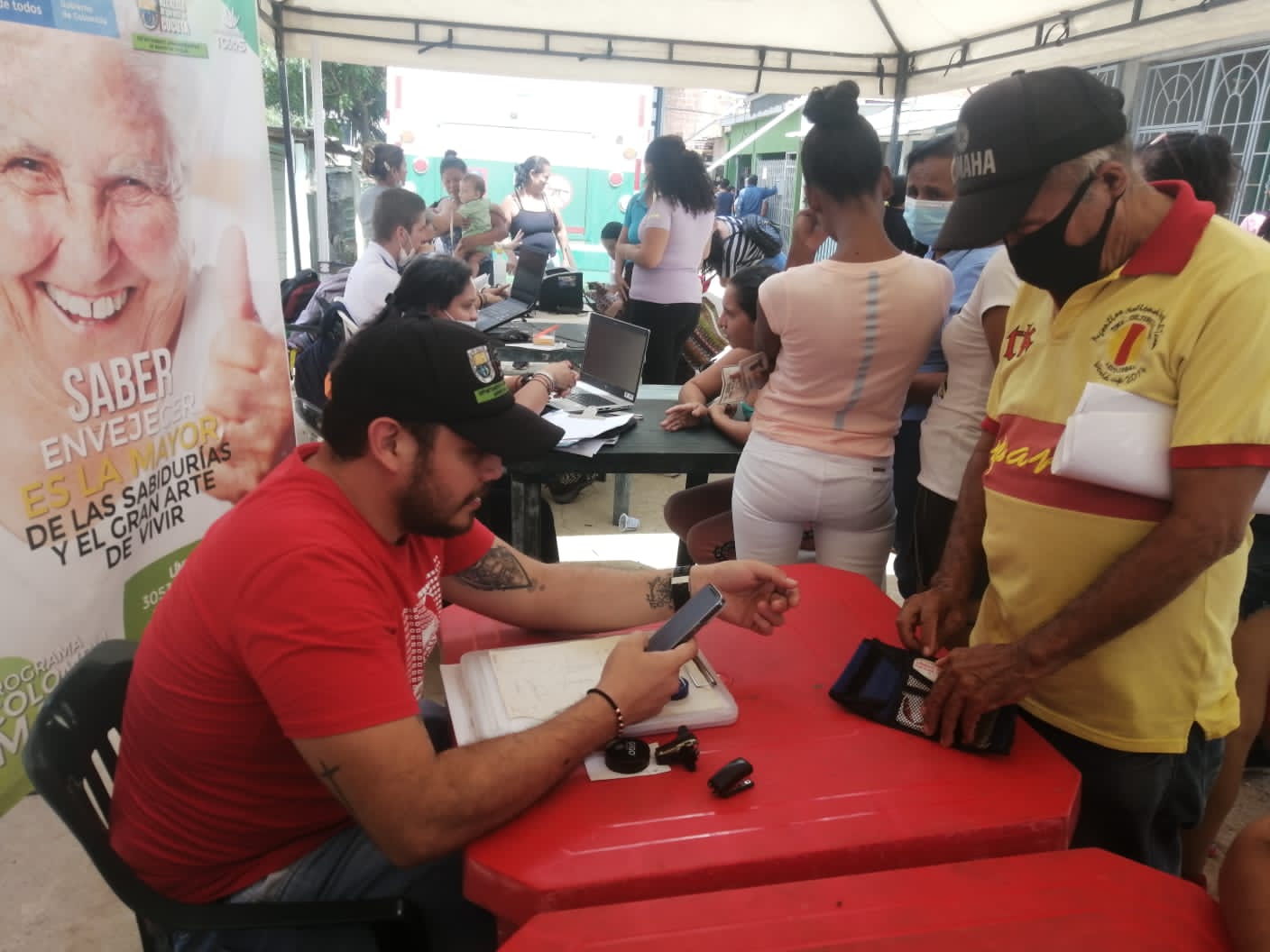 NOTIFICACION A LOS ADULTOS MAYORES BENEFICIARIOS DEL PROGRAMA COLOMBIA MAYOR QUE HAN DEJADO DE COBRAR TRES GIROS CONSECUTIVOS. »