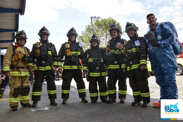 Alcalde José M. Ríos le cumplió a los Bomberos; entregó equipos de protección especial por $1.500 millones