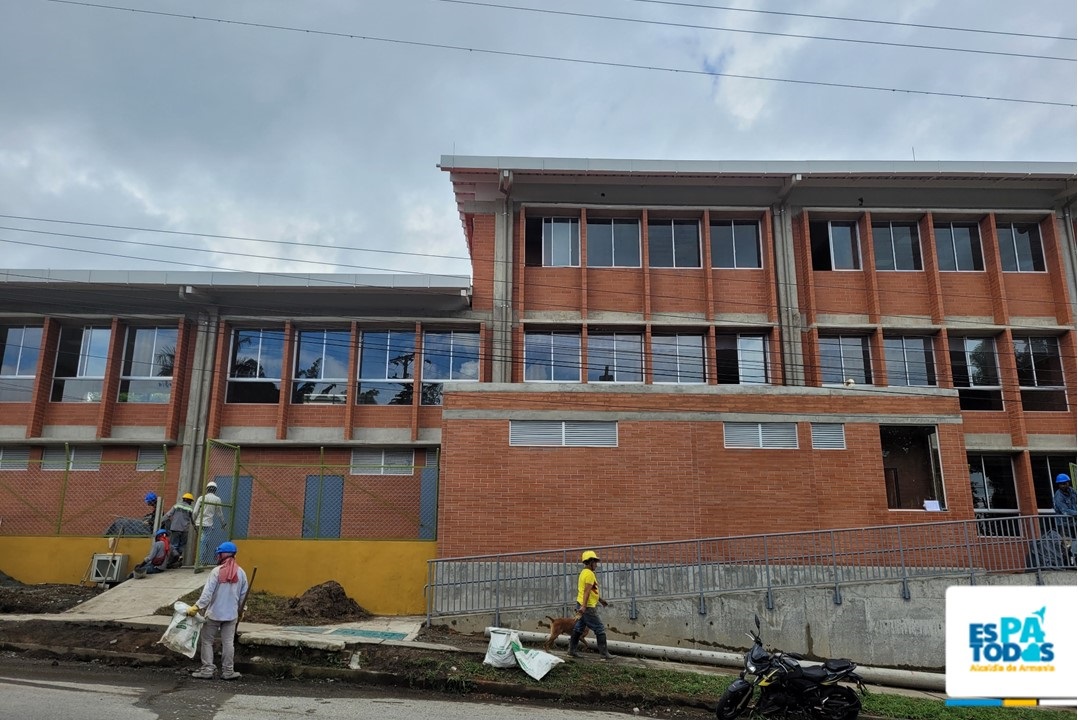 Años de espera por nueva infraestructura educativa están llegando a su fin; hoy alcalde entrega nuevos colegios