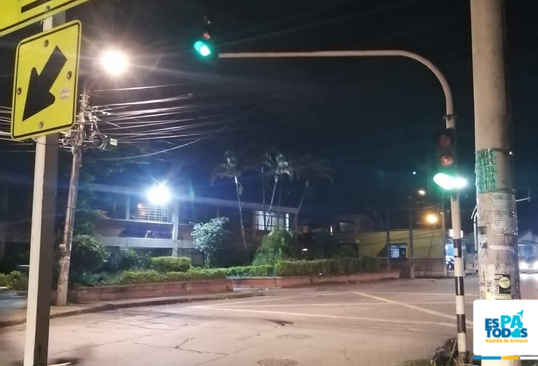 Más de $9 millones, costo del vandalismo a semáforos de Las Acacias y Uniquindío