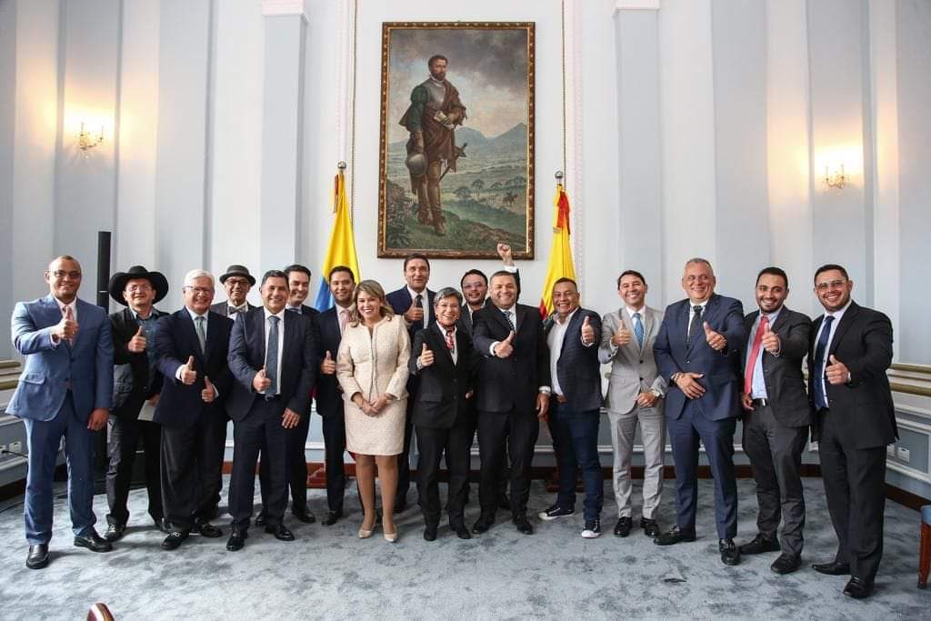 Alcalde José M. Ríos, presente en la posesión del presidente Gustavo Petro