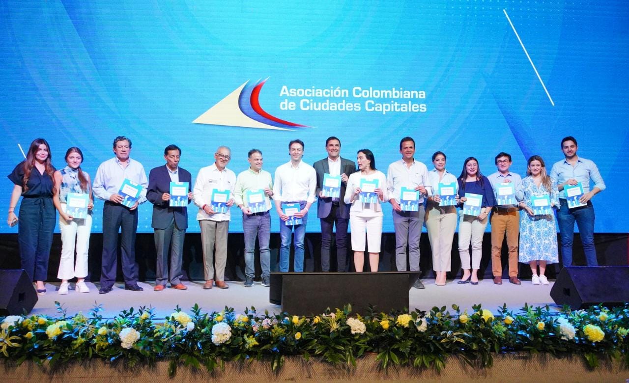 CON ÉXITO SE REALIZÓ EL GRAN FORO DE ASOCAPITALES EN CÚCUTA »