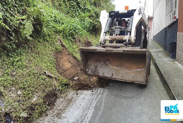 Con jornada de atención al usuario y embellecimiento de zonas verdes, EPA se tomó el barrio 7 de Agosto