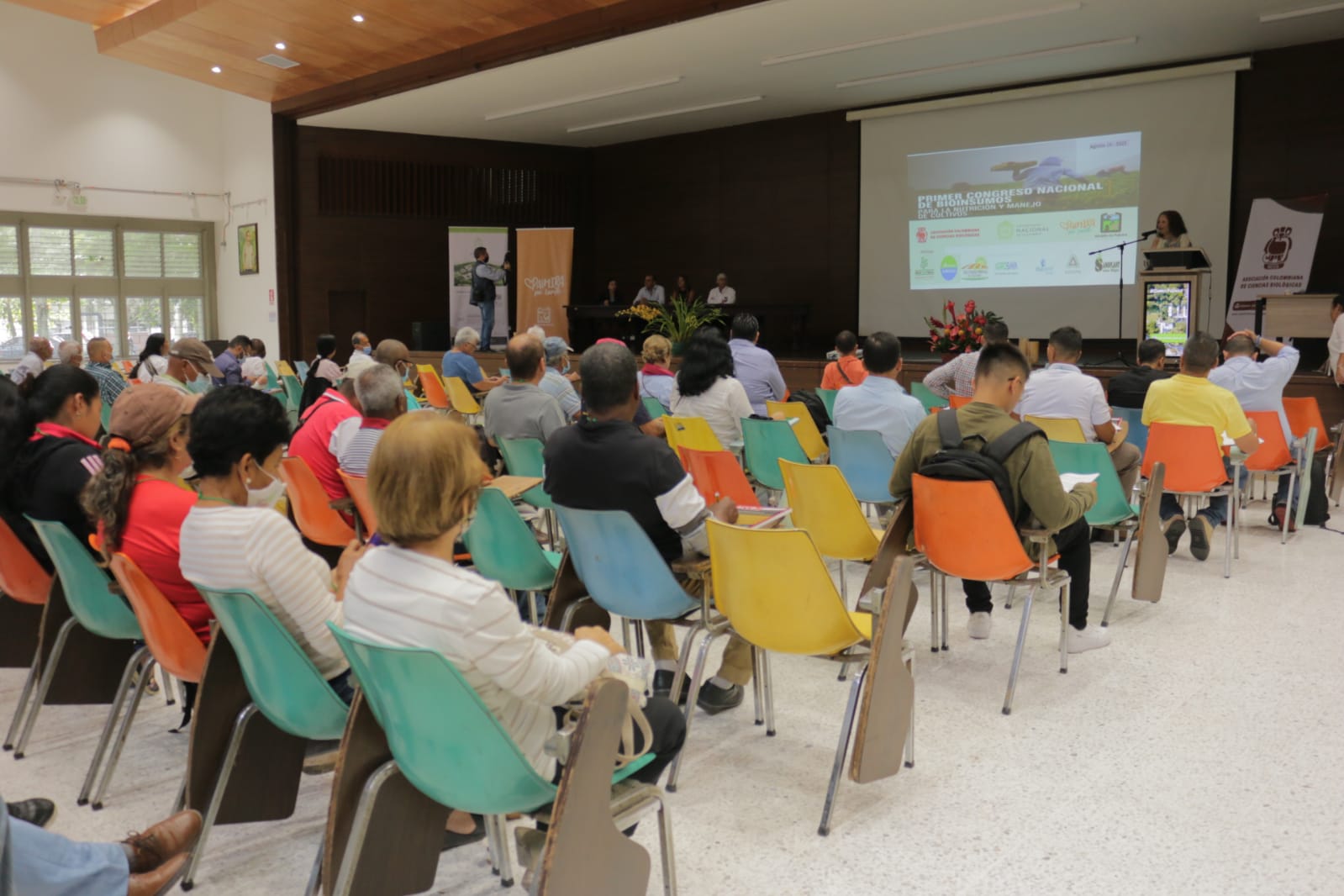 Inició el 1er Congreso de Nacional de Bioinsumos para la Nutrición y Manejo de Cultivos en Palmira