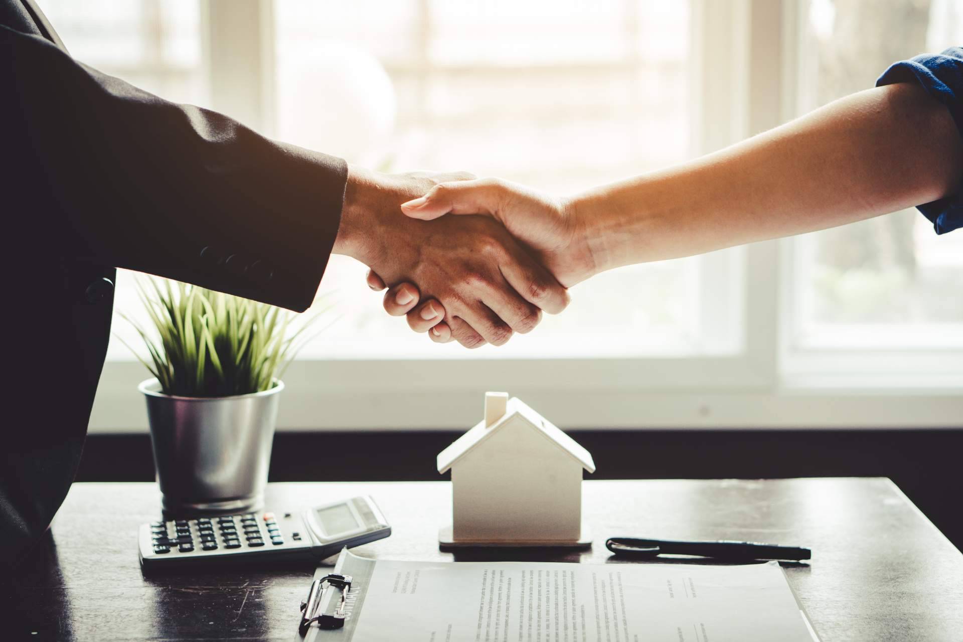 Ayudas clave en la compra de vivienda propia; subsidios de vivienda en Colombia