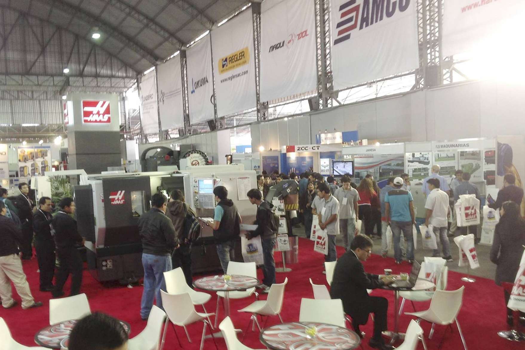Impulsar el desarrollo industrial del Perú con la Expo Perú Industrial