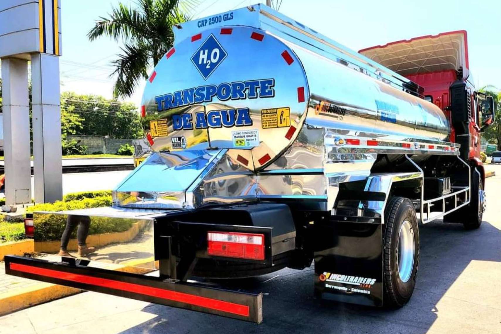 Incoltrailers, fabricación de equipos de transporte de carga