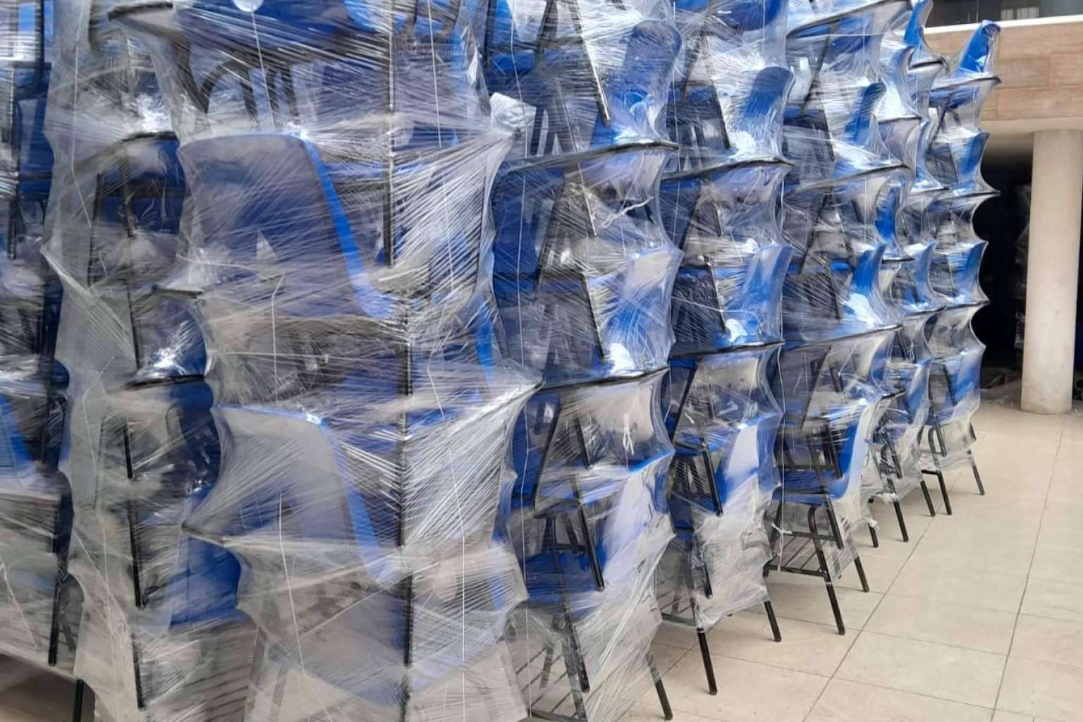 Atención personalizada para conseguir el mobiliario escolar con Edumobiliario